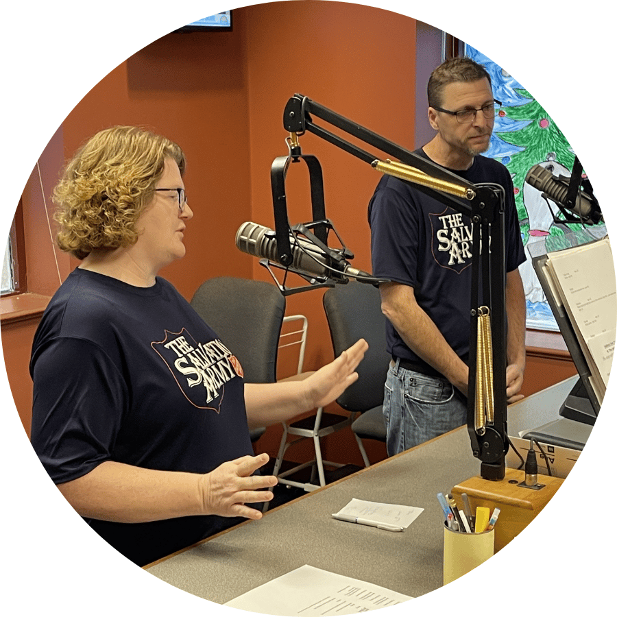 The Ootens from the Salvation Army live on the radio at Turkeython.